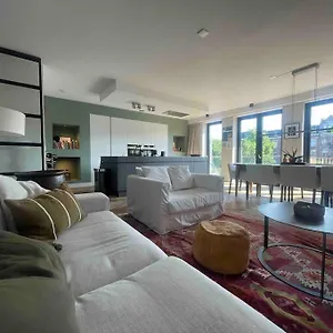 Apartment Trendy Spacious, Canal Terrace Amsterdam