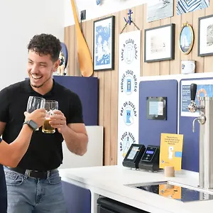 ماينينجر أمستيل
