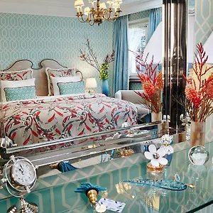 فندق إيسثيري 4*