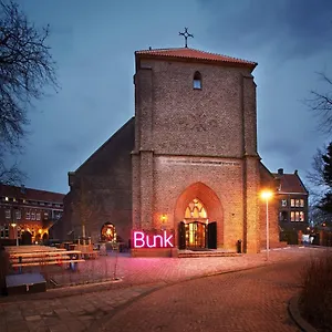 Bunk Hotel 3*