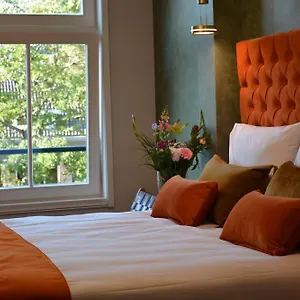 The If Boutique 3*