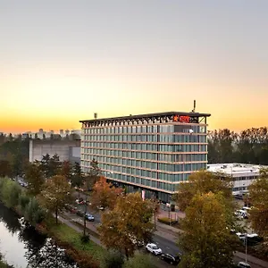 Corendon New-west, A Tribute Portfolio