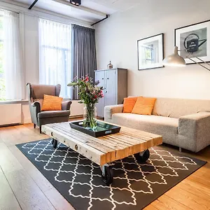 Prinsengracht Canalhouse *