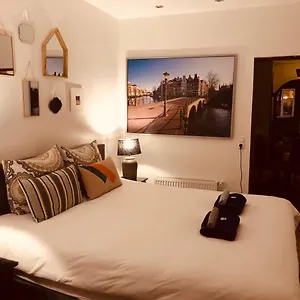 At Noel's 3* Amsterdam