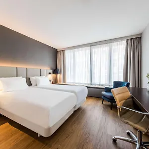 Nh Caransa Hotel 4*