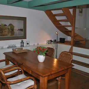 Loft Apartment *