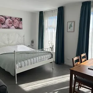 Zunderdorp 2*