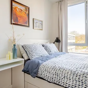 Bed & Breakfast Stunning Artist Zen At Heart Of *