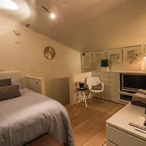 B&B Sleep At Slim 2*