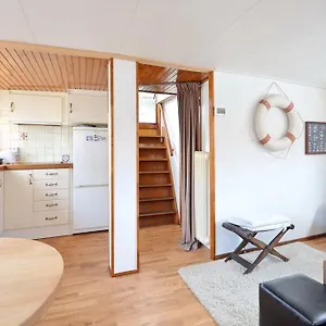 Borneokade Houseboat Bed and breakfast