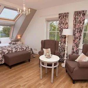 B&B Boerderij De Fryhof 3*