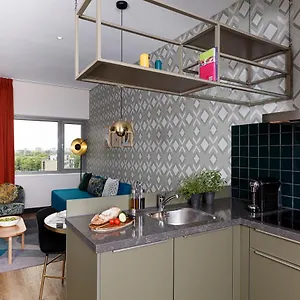 Boutique Aparthotel 4*