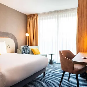 Mercure North Station Hotel 4*