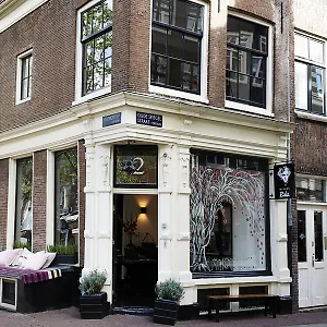 Maison Rika